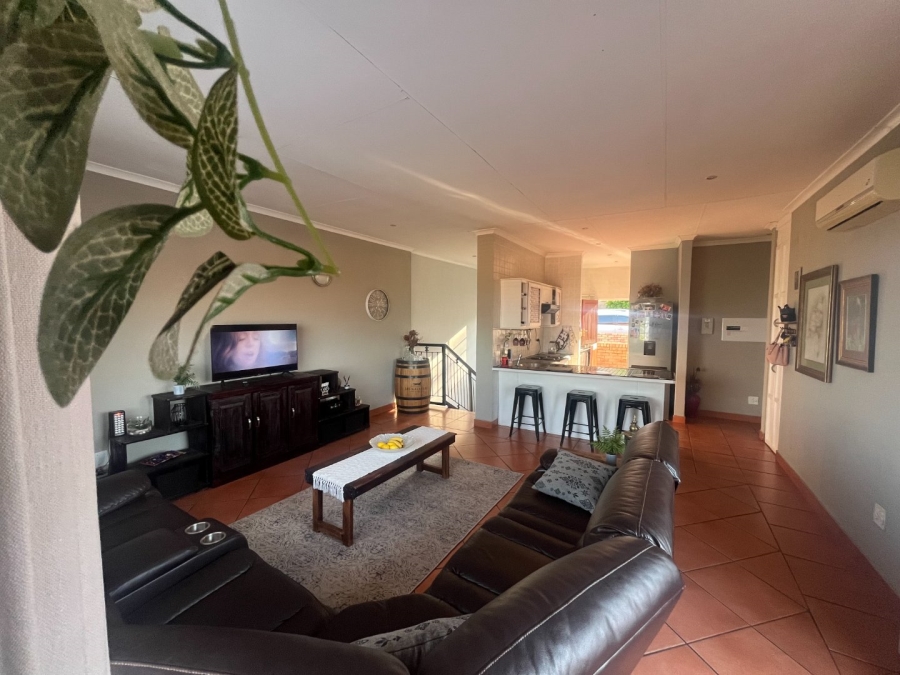 4 Bedroom Property for Sale in Safari Gardens North West